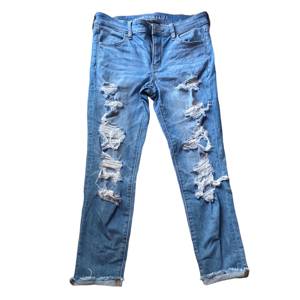American Eagle distressed jean- 8 reg